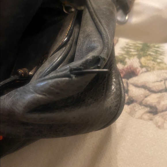 Dior leather bag! - Picture 3 of 9